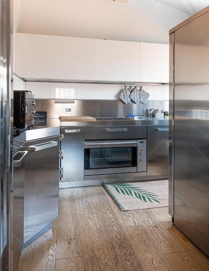 Stunning Floor Flat In The Heart Of Apartment Verona